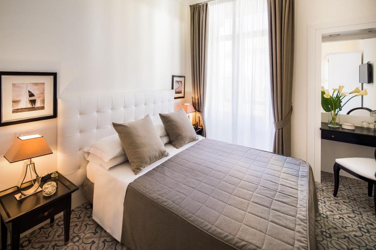Hotel Lido Alassio Bagian luar foto