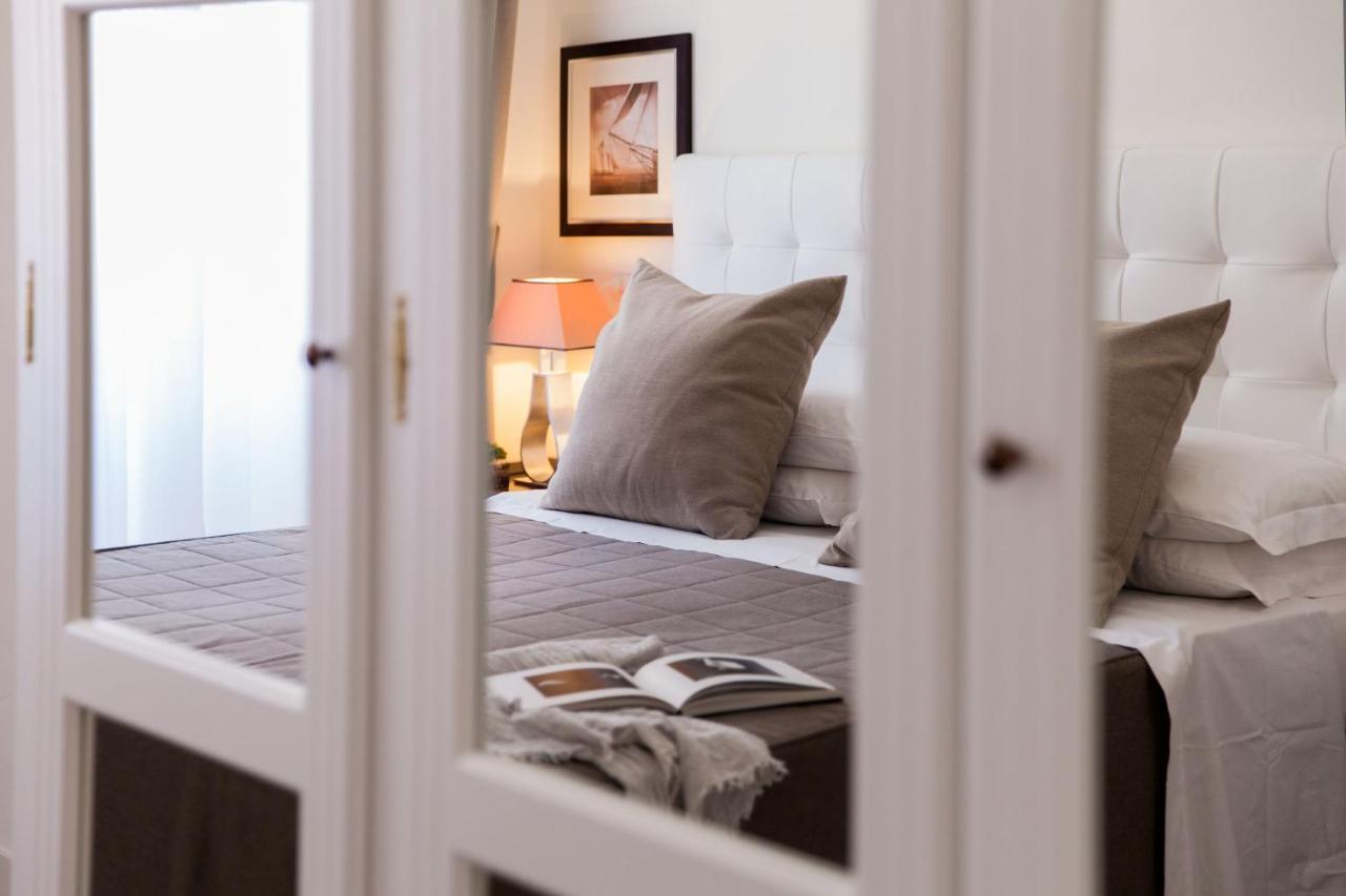 Hotel Lido Alassio Bagian luar foto