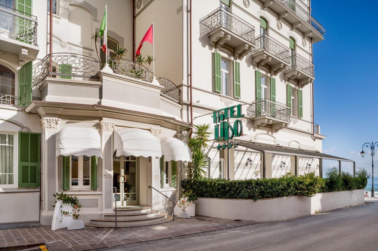 Hotel Lido Alassio Bagian luar foto